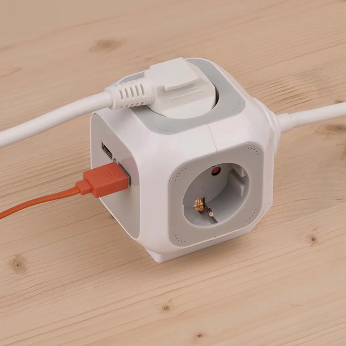 Brennenstuhl ALEA-Power Steckdose mit USB / Steckerblock (Steckdosen 4-fach, 2x USB-Ladegerät und 1,4m Kabel) TYPE F