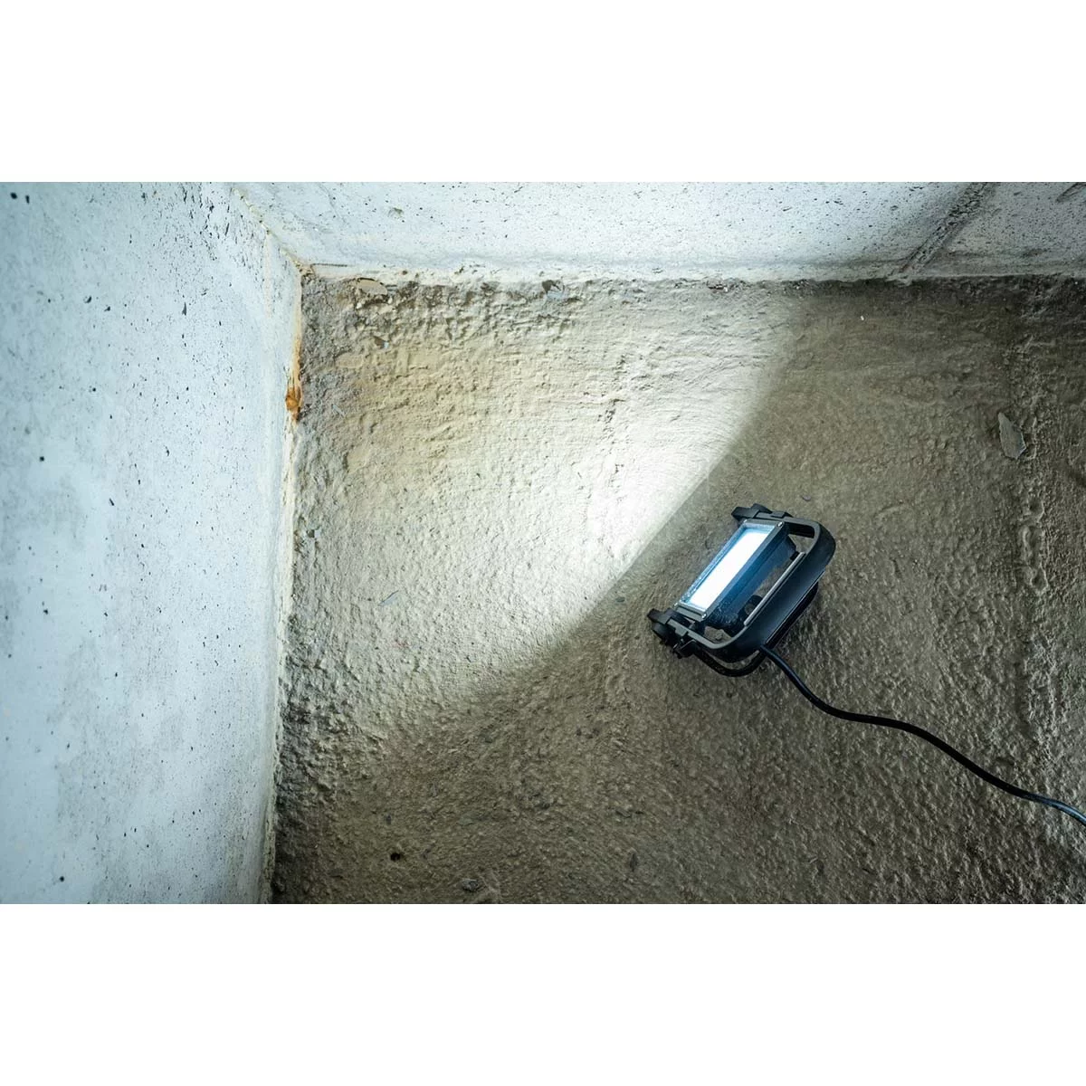 Mobile LED-Bauleuchte JARO 3060 M, 20W - Brennenstuhl